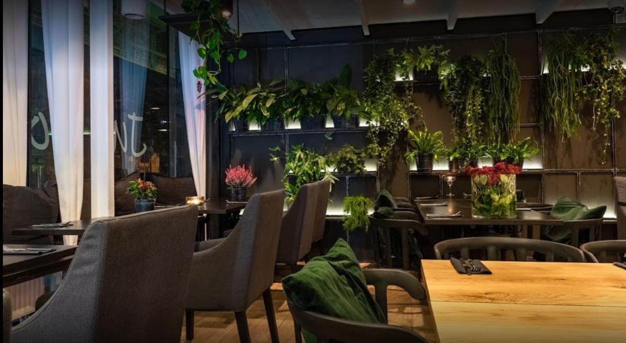 Wronia Oxygen P&O Accommodation 바르샤바 외부 사진